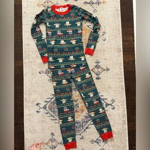 Hanna Andersson Star Wars- Mandalorian holiday Kids Pajama Set size 130